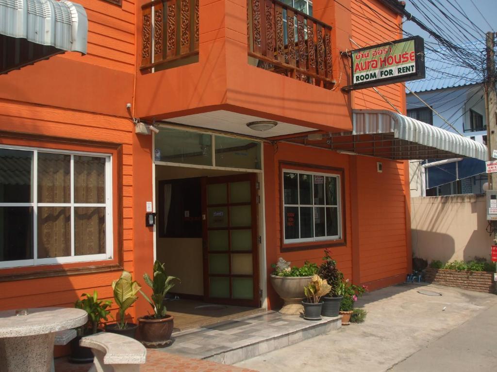 Aura House Hotel Pattaya Buitenkant foto
